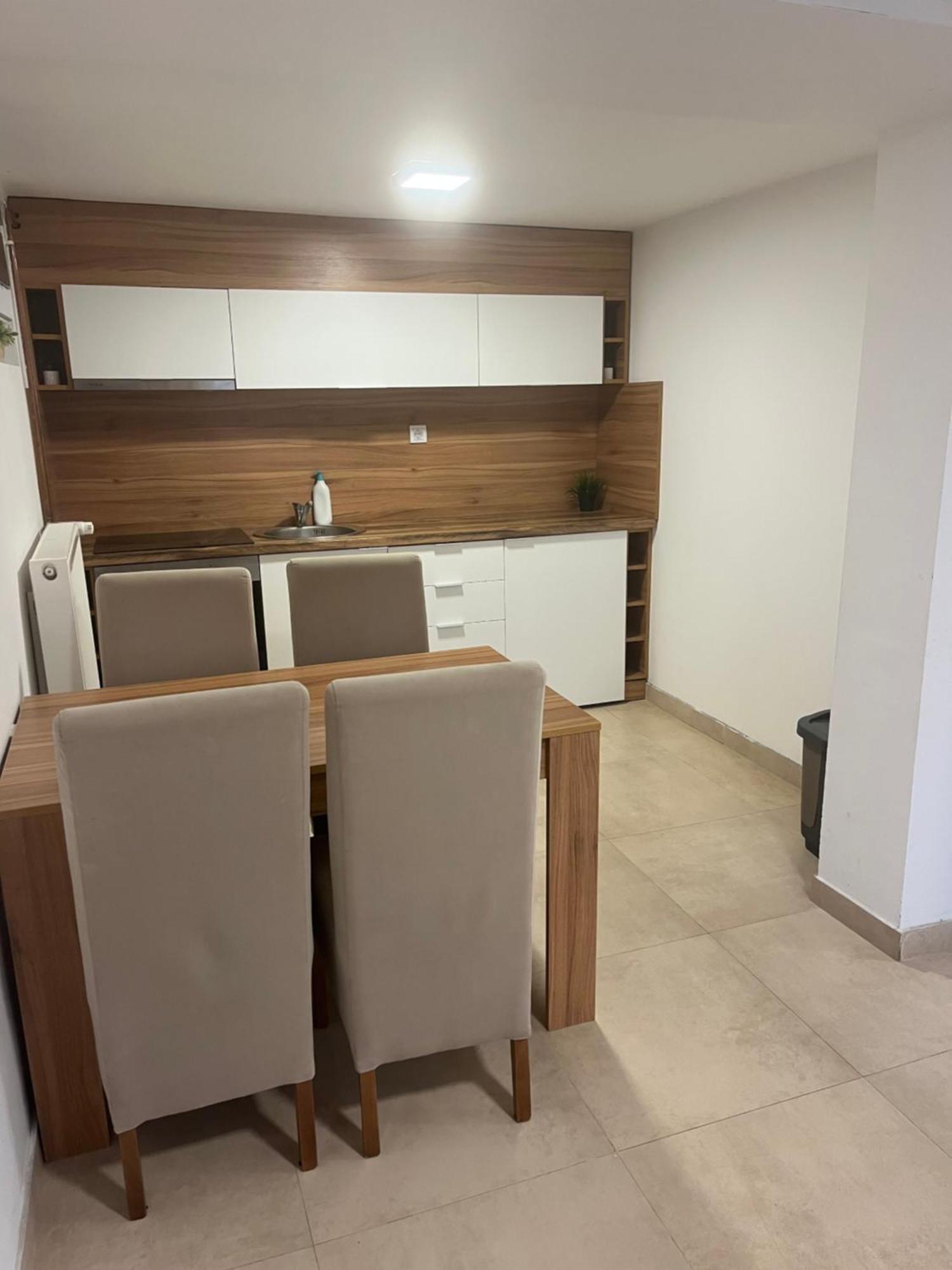 Apartmani Tesla Сокобаня Экстерьер фото